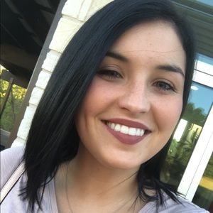 Meet your Posher, Skylar